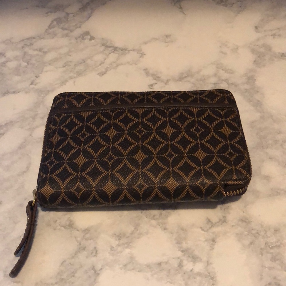 Fossil wallet